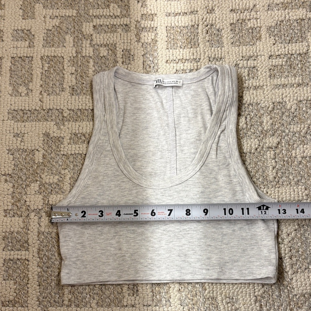 Zara Women's Crop Tops in Gray and White - Picture 7 of 7